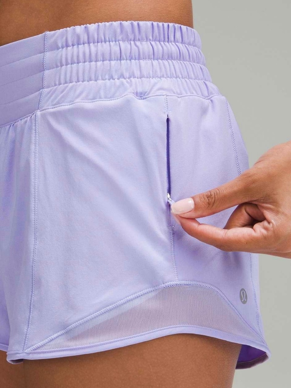 Lululemon Hotty Hot High Rise Athletic Shorts Lilac Smoke Size 12 NWT - Picture 4 of 11